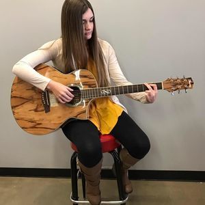 Meet your Posher, Cari